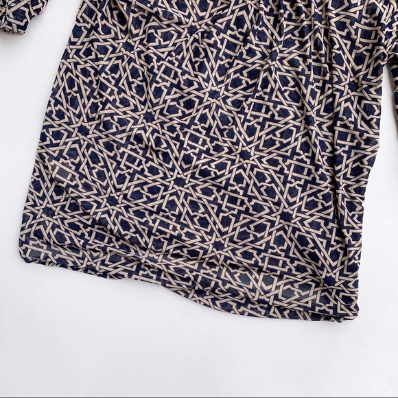 Anthropologie—Bailey & Chloe—Blue & Cream Blouse - Picture 7 of 8